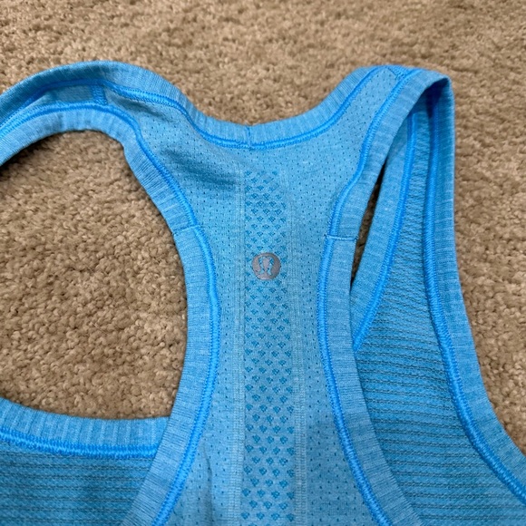 Lululemon Swiftly Tech Turquoise Blue Tank Top Size 8 - Picture 3 of 5